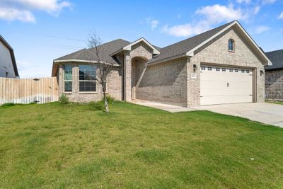 6020 Silent Rain, House other with 3 bedrooms, 2 bathrooms and 2 parking in Midland TX | Image 2