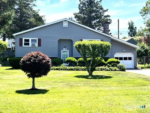 122 Black Point Rd, Niantic, CT, 06357-2909 | Card Image