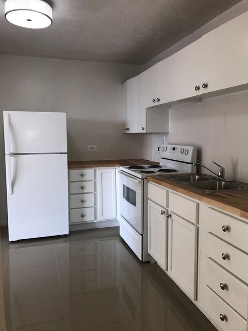 apt-7-10S453 Echo Ln, Willowbrook, IL, 60527-6716 | Card Image