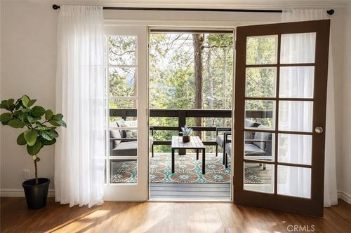 23717 Scenic Dr, Crestline, CA, 92325-9314 | Card Image