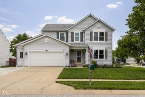 2520 Senators Way, Indianapolis, IN, 46217-8516 | Card Image