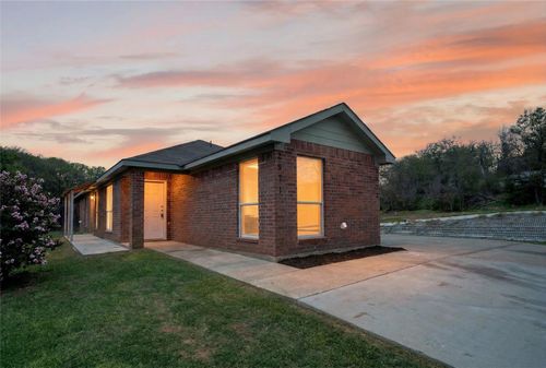 2971 Loving Ave, Fort Worth, TX, 76106-5554 | Card Image