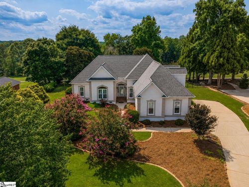 724 W Tara Ln, Duncan, SC, 29334-9287 | Card Image