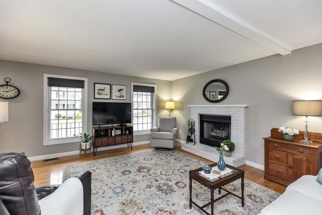 49 Beech Plum Dr, House other with 3 bedrooms, 2 bathrooms and null parking in Manchester NH | Image 5