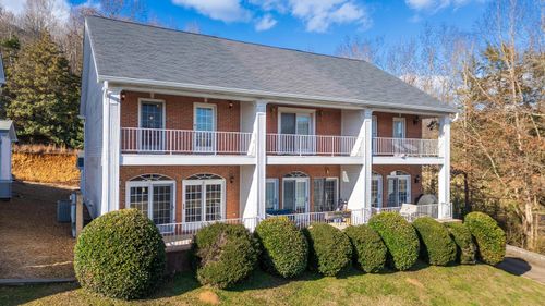 4143 Mountain Creek Rd, Chattanooga, TN, 37415-3403 | Card Image