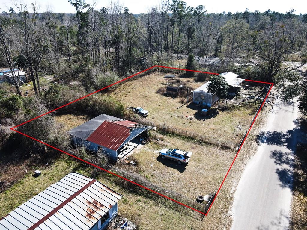 West Ave, Wewahitchka, FL 32465