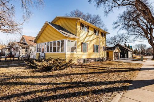 1348 6th St S, Fargo, ND, 58103-4208 | Card Image