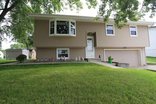 907 S University Avenue, Beaver Dam, WI, 53916 | Card Image