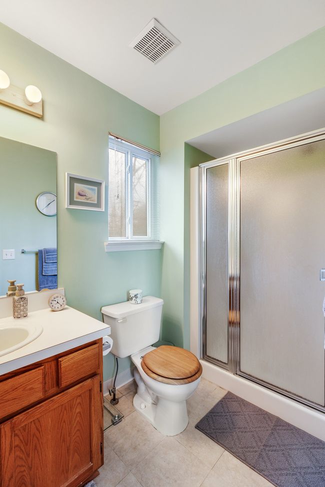 1025 Yorick Path, Condo with 3 bedrooms, 3 bathrooms and null parking in Wixom MI | Image 16