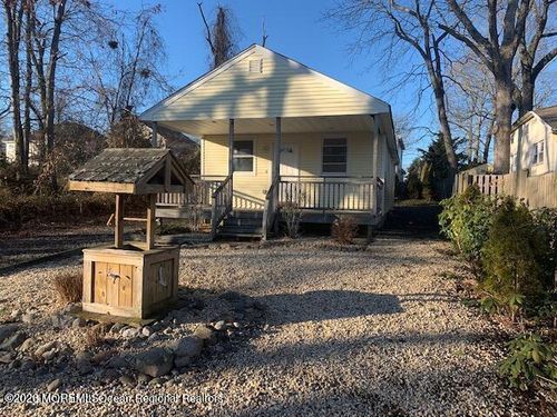 211 Anthony Ave, Toms River, NJ, 08753-7101 | Card Image