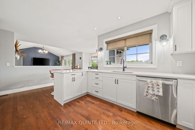 27 Charles Rd, House other with 4 bedrooms, 3 bathrooms and 8 parking in Tweed ON | Image 16