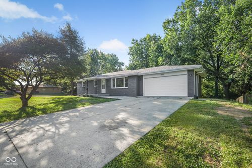 2411 Sunnyside Dr, Anderson, IN, 46013-2238 | Card Image