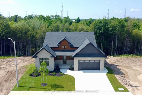 776 20th Ave, Hanover, ON, N4N3B4 | Card Image