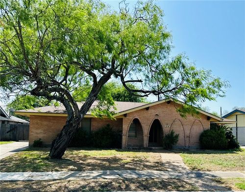 214 Sabine St, Portland, TX, 78374-1323 | Card Image