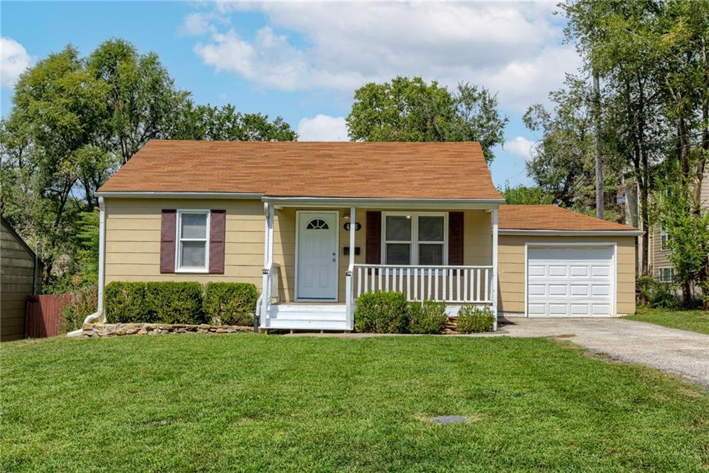 87th Ter, Kansas City, MO 64114