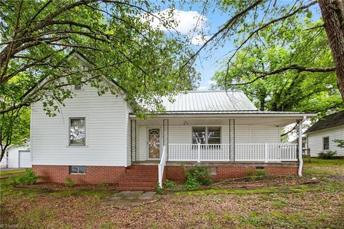 135 Erwin Street, Cooleemee, NC, 27014 | Card Image