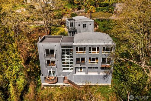 10405 47th Avenue Sw, Seattle, WA, 98146 | Card Image