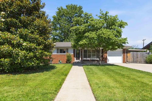 577 Seattle Dr, Lexington, KY, 40503-2147 | Card Image