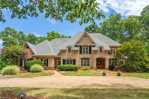 141 Wellsprings Ct, Pfafftown, NC, 27040-9410 | Card Image