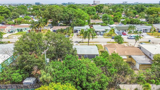 230 Nw 52 Nd Ct, House other with 2 bedrooms, 1 bathrooms and null parking in Fort Lauderdale FL | Image 27