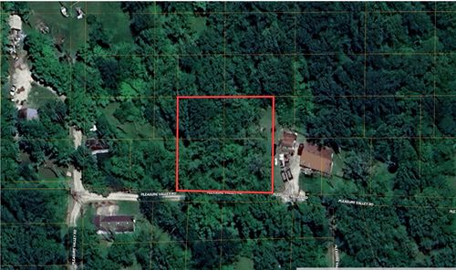 8775 S Sleepy Hollow Rd, Waldron, IN, 46182-9798 | Card Image