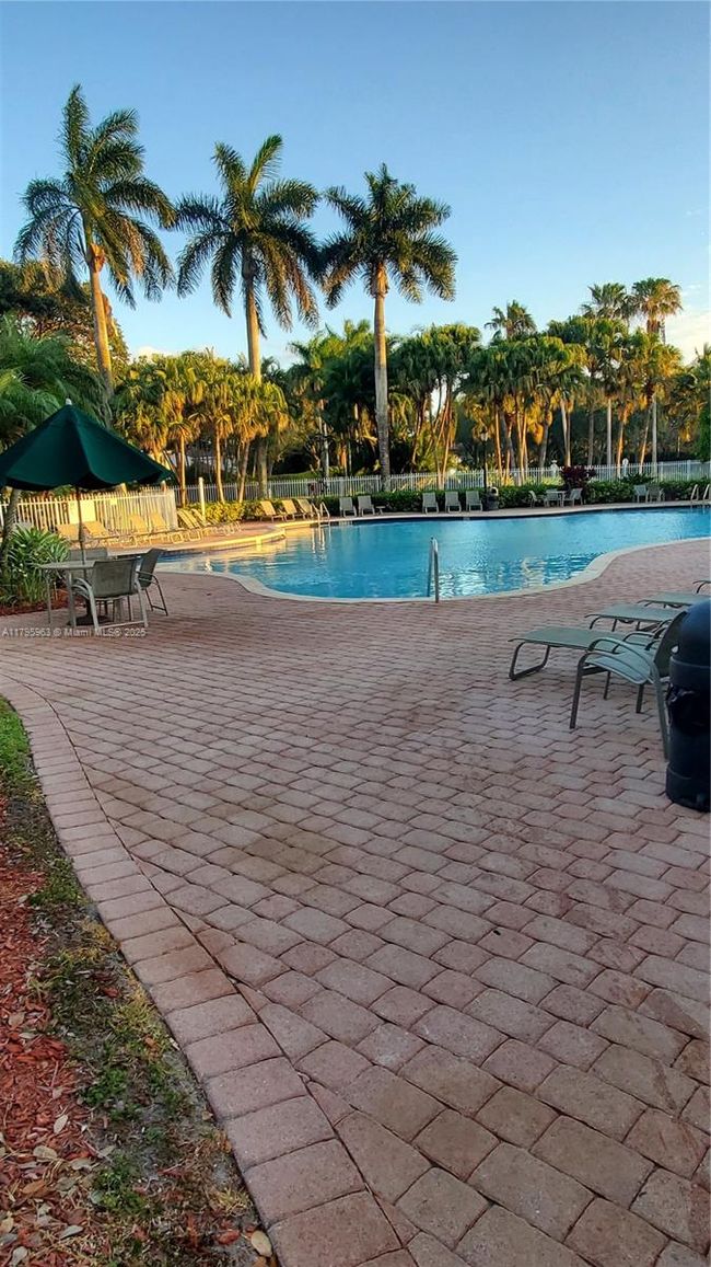 7310 Nw 17 Th Ct, House other with 4 bedrooms, 2 bathrooms and null parking in Pembroke Pines FL | Image 52