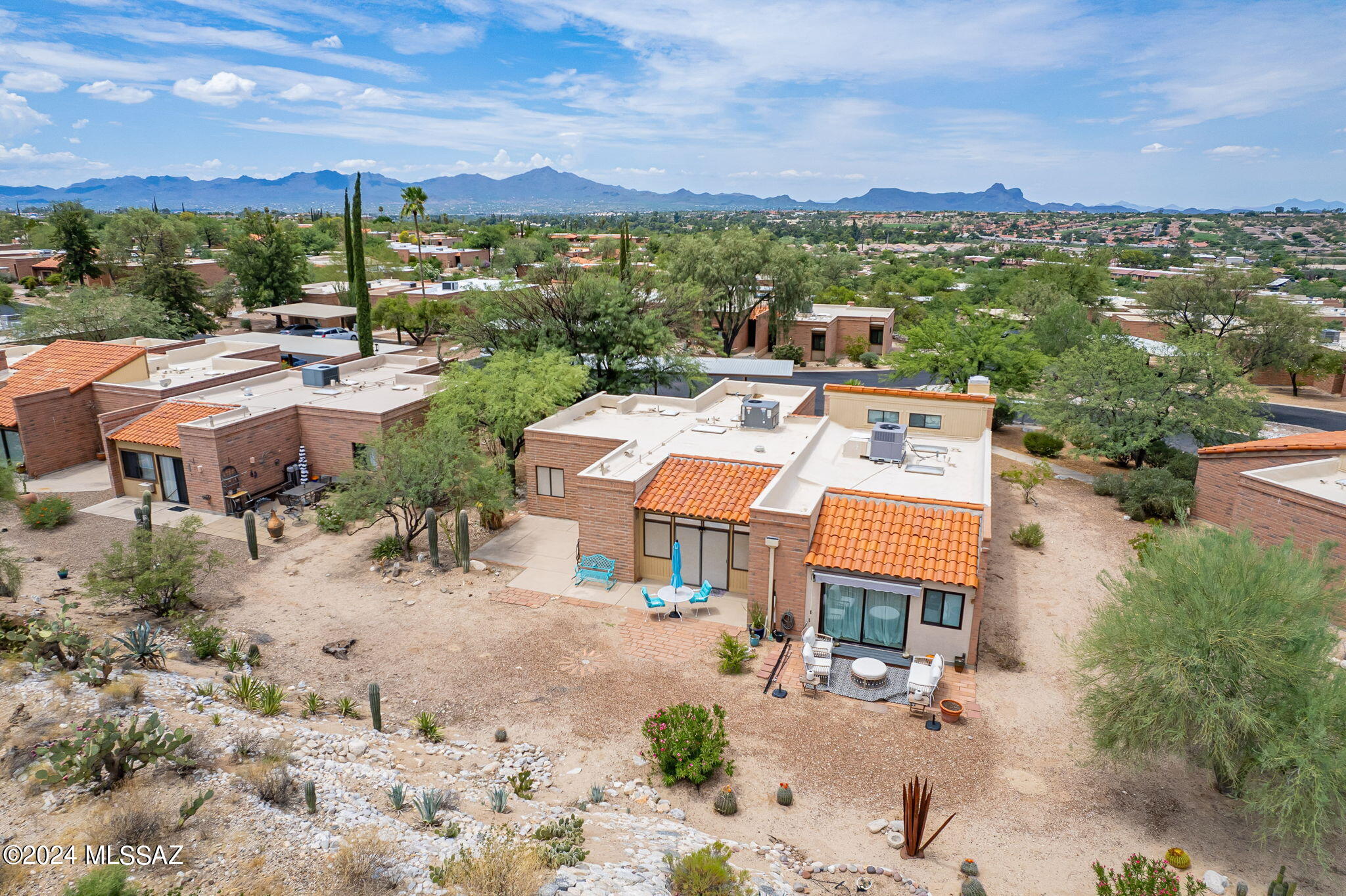 Dalehaven Cir, Tucson, AZ 85704