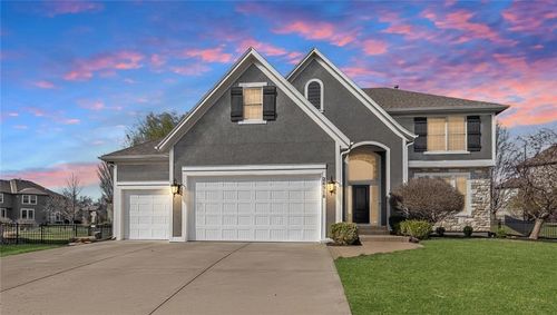 24918 W 92nd St, Lenexa, KS, 66227-7806 | Card Image