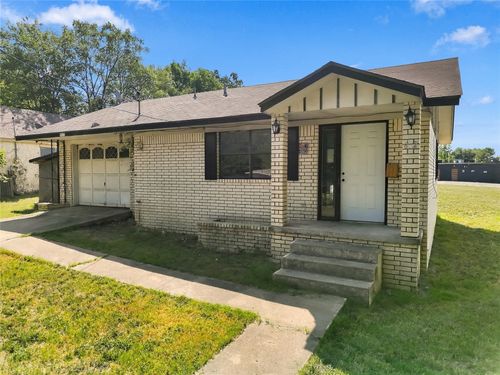 602 E Ward Street, Tahlequah, OK, 74464 | Card Image