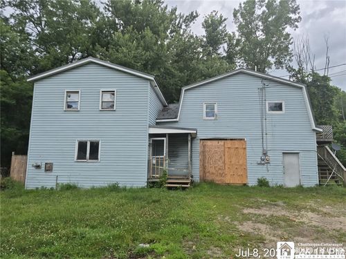 16 W 10th St, Jamestown, NY, 14701-2544 | Card Image
