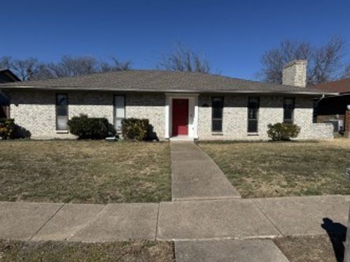 705 Kingsbridge Dr, Garland, TX, 75040-3637 | Card Image