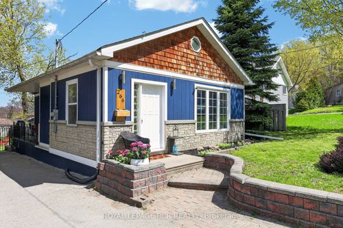 266 Kenwood Ave, Keswick, ON, L4P2X5 | Card Image