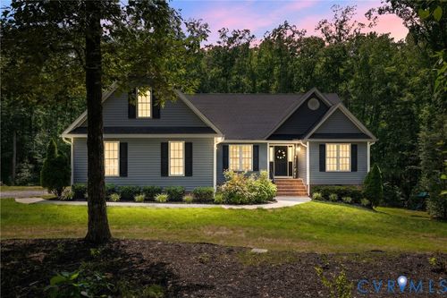 2803 Preston Park Way, Sandy Hook, VA, 23153-2264 | Card Image