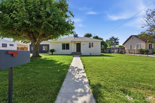 217 Garnsey Ave, Bakersfield, CA, 93309-1846 | Card Image