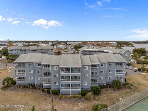 apt-202a-400 Virginia Ave, Carolina Beach, NC, 28428-5848 | Card Image