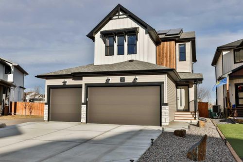38 Goldenrod Pl W, Lethbridge, AB, T1J5W9 | Card Image