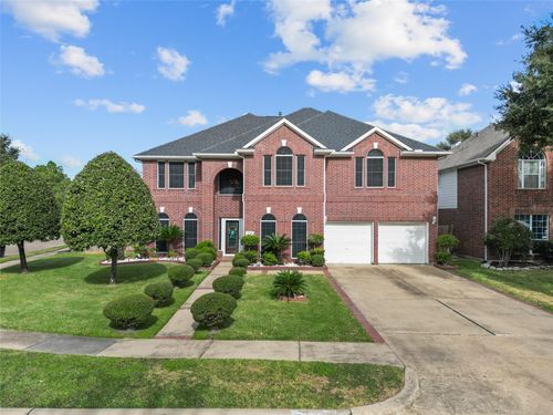11319 Windy Dawn Dr, Pearland, TX, 77584-8216 | Card Image
