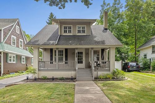 1052 Parkside Dr, Alliance, OH, 44601-3734 | Card Image