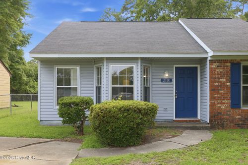 2101 Rolling Ridge Dr, Midway Park, NC, 28544-1621 | Card Image