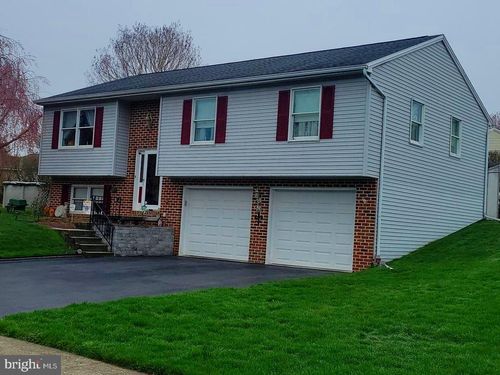 65 Pine Ridge Cir, ENOLA, PA, 17025-2056 | Card Image