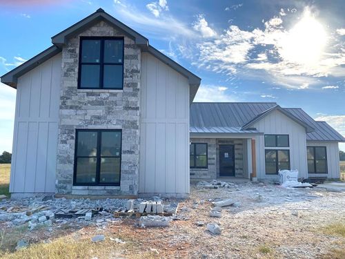 517 Interlaken St, Fredericksburg, TX, 78624 | Card Image