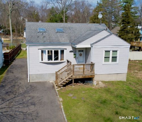153 Oaklawn Ave, Stamford, CT, 06905-3624 | Card Image