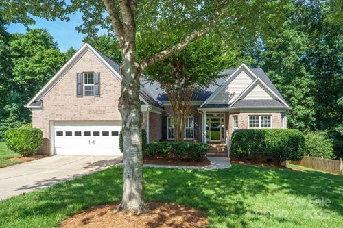7025 Sedgebrook Dr W, Stanley, NC, 28164-6824 | Card Image