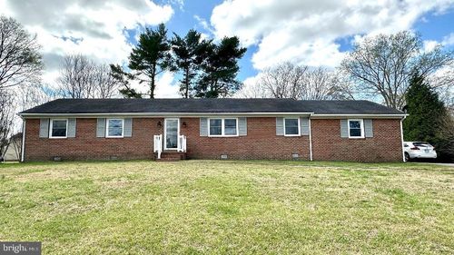4507 Nambe Cir, NORTH CHESTERFIELD, VA, 23237-2526 | Card Image