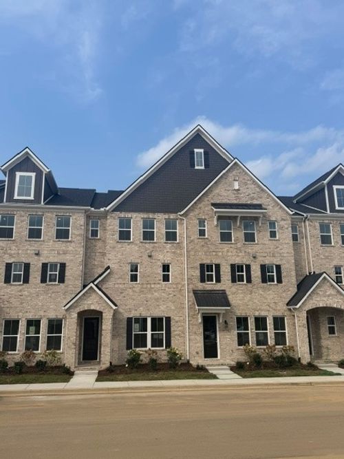 5608 Redcliffe Alley, Thompsons Station, TN, 37179 | Card Image