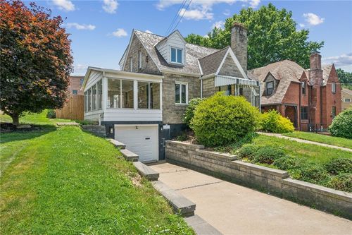 138 Betty Rae Dr, Pleasant Hills, PA, 15236-2354 | Card Image