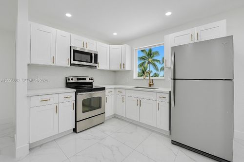 0-105 Nw 14th Way, Dania Beach, FL, 33004-2619 | Card Image