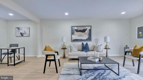 2303 Anvil Ln, TEMPLE HILLS, MD, 20748-4264 | Card Image