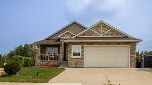 91 Briegel Road, Olds, AB, T4H0C9 | Card Image