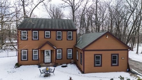 13737 N Lake Shore Dr, Mequon, WI, 53097-1723 | Card Image